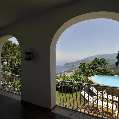 Sycamore Hill * Sorrento
